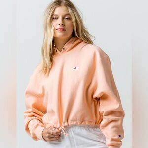 NWT! CHAMPION Reverse Weave Cinch Bottom Women’s Crop Hoodie